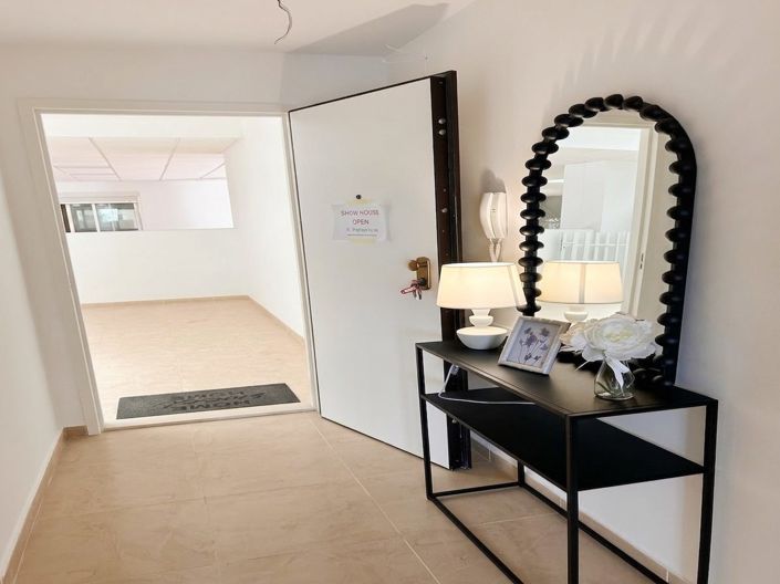 Image No.16-2 Bed Apartment for sale