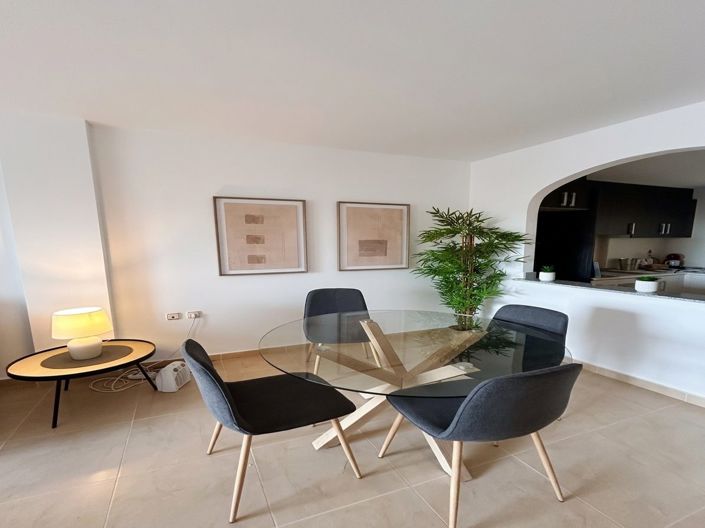 Image No.21-2 Bed Apartment for sale