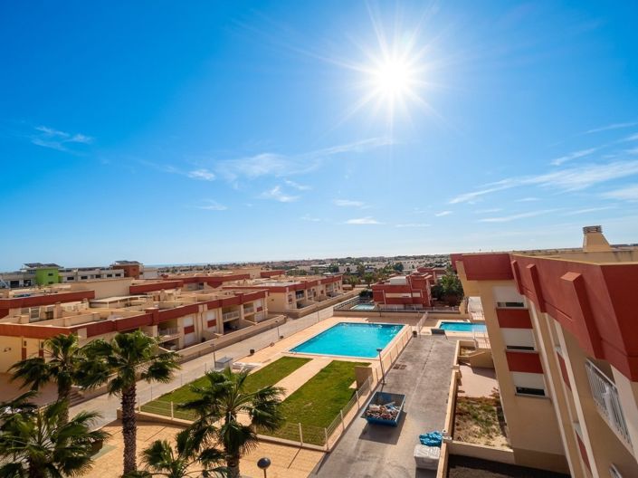 Image No.40-2 Bed Apartment for sale