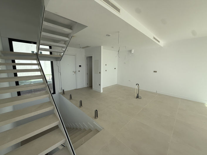 Image No.25-3 Bed Property for sale