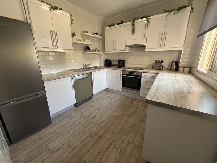 Image No.10-4 Bed Villa for sale