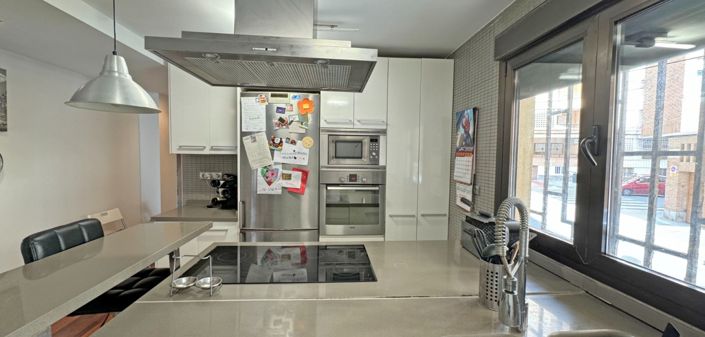 Image No.21-4 Bed Apartment for sale