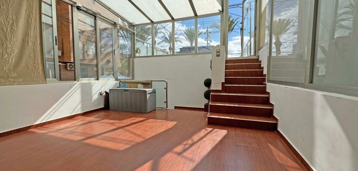 Image No.4-4 Bed Apartment for sale