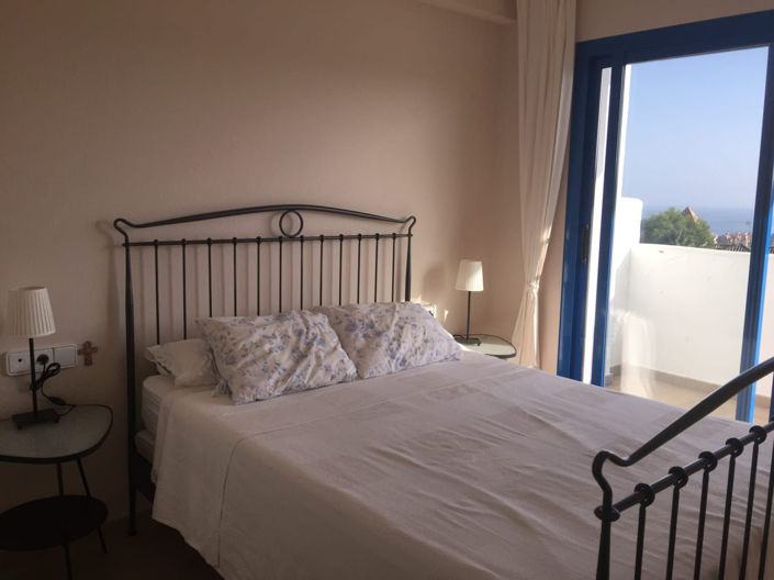 Image No.4-2 Bed Villa for sale