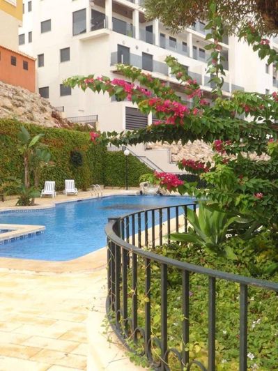 Image No.11-3 Bed House for sale