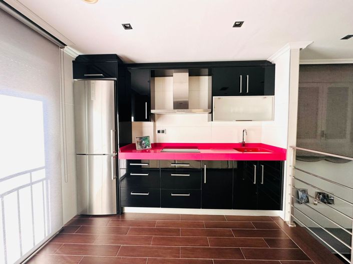 Image No.18-3 Bed Apartment for sale