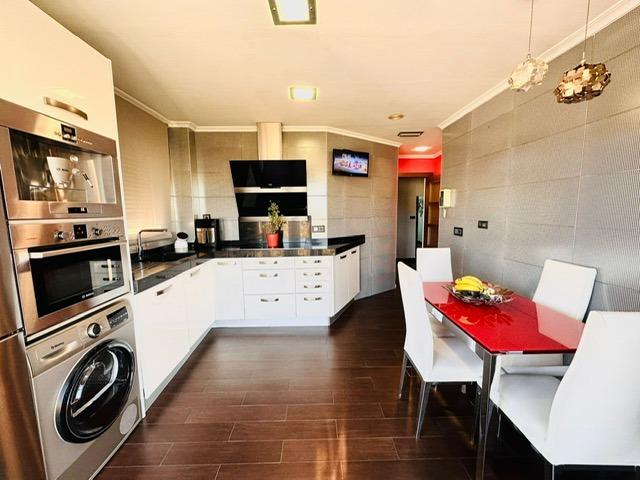 Image No.25-3 Bed Apartment for sale