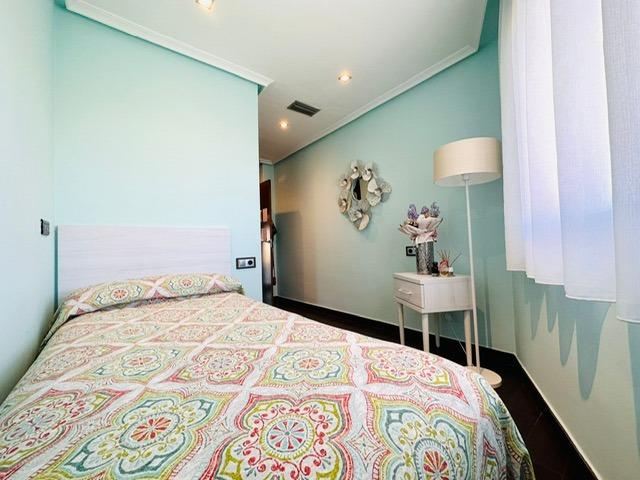 Image No.39-3 Bed Apartment for sale