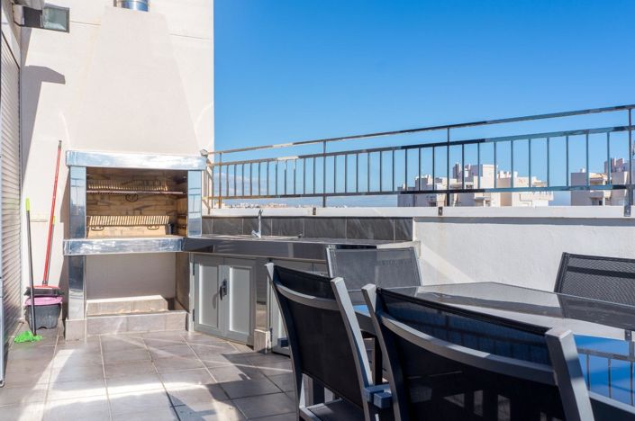 Image No.8-3 Bed Apartment for sale