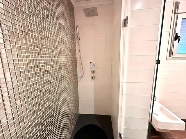 Image No.9-3 Bed Apartment for sale