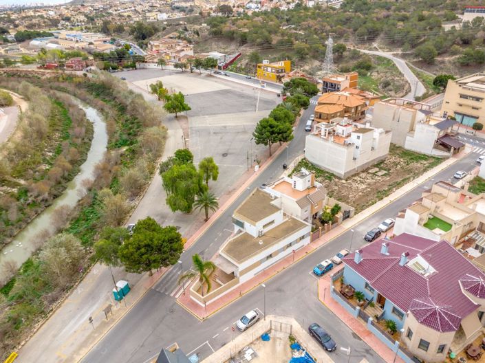 Image No.35-4 Bed Villa for sale