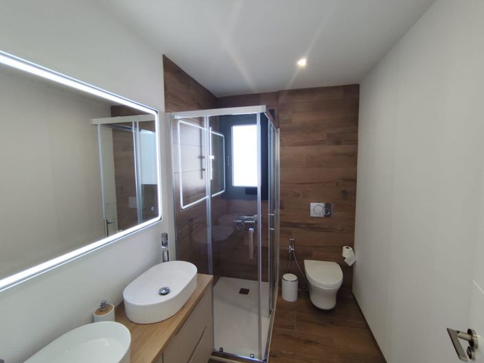 Image No.18-3 Bed Villa for sale