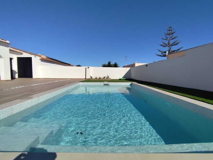 Image No.3-3 Bed Villa for sale