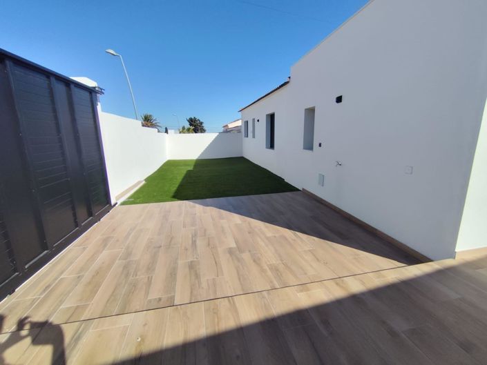 Image No.34-3 Bed Villa for sale