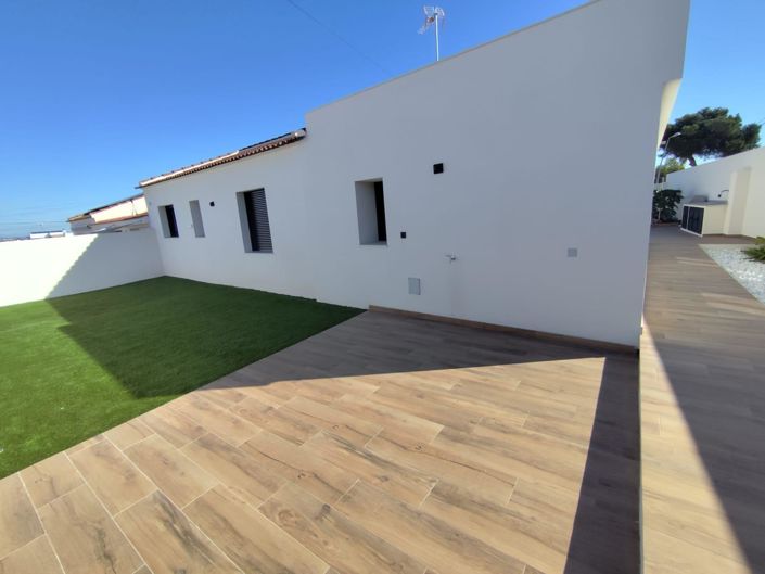 Image No.38-3 Bed Villa for sale