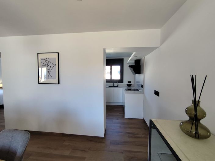 Image No.7-3 Bed Villa for sale