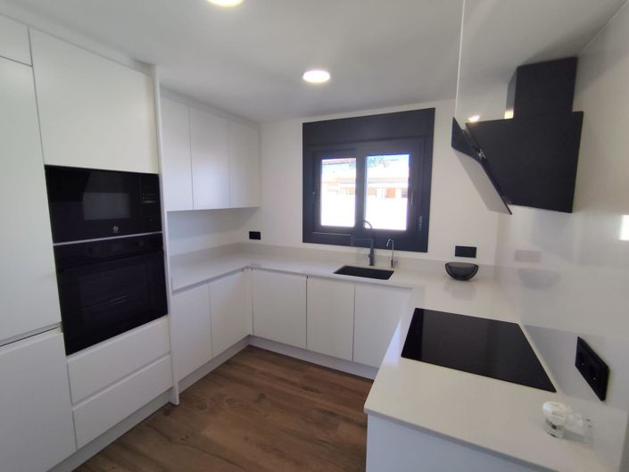 Image No.9-3 Bed Villa for sale