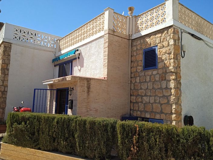 Image No.1-3 Bed Townhouse for sale