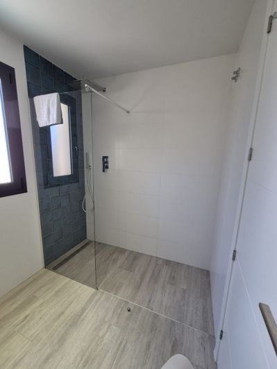 Image No.10-3 Bed Apartment for sale