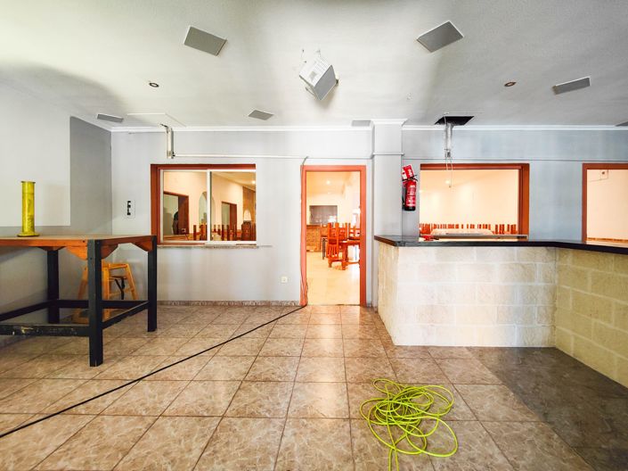 Image No.20-6 Bed Apartment for sale