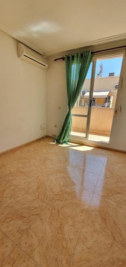 Image No.3-Penthouse de 2 chambres à vendre à Torrevieja