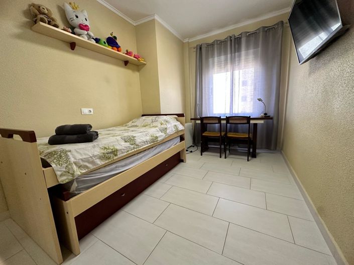 Image No.21-3 Bed Apartment for sale