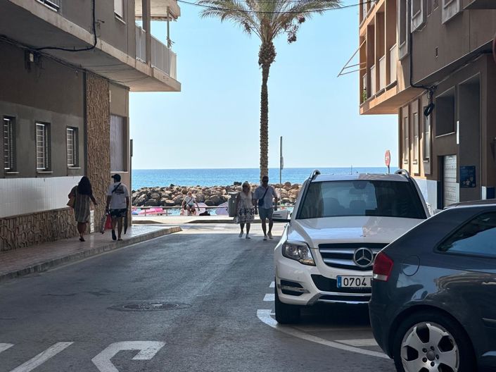 Image No.32-3 Bed Apartment for sale