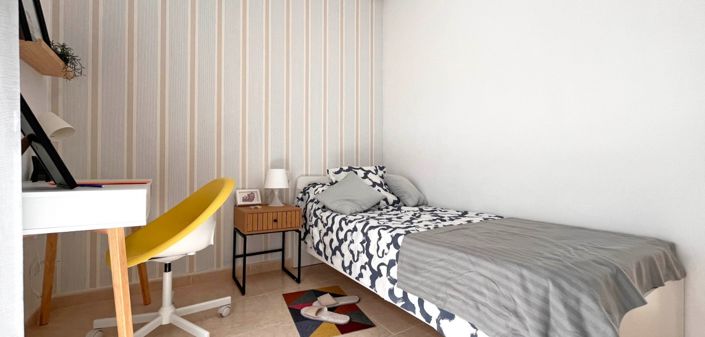 Image No.18-3 Bed Townhouse for sale