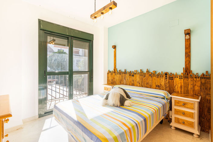 Image No.8-3 Bed Townhouse for sale