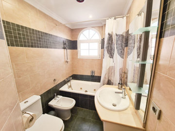 r427212410image