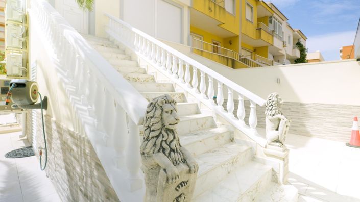 Image No.49-4 Bed Townhouse for sale