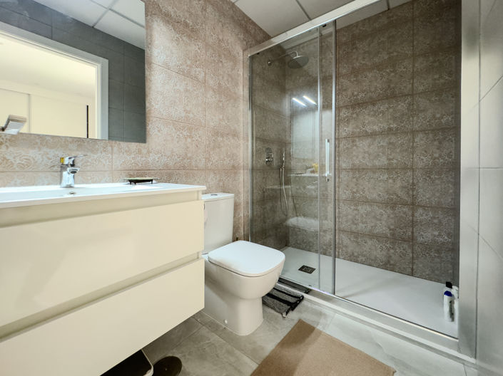 Image No.13-2 Bed Apartment for sale