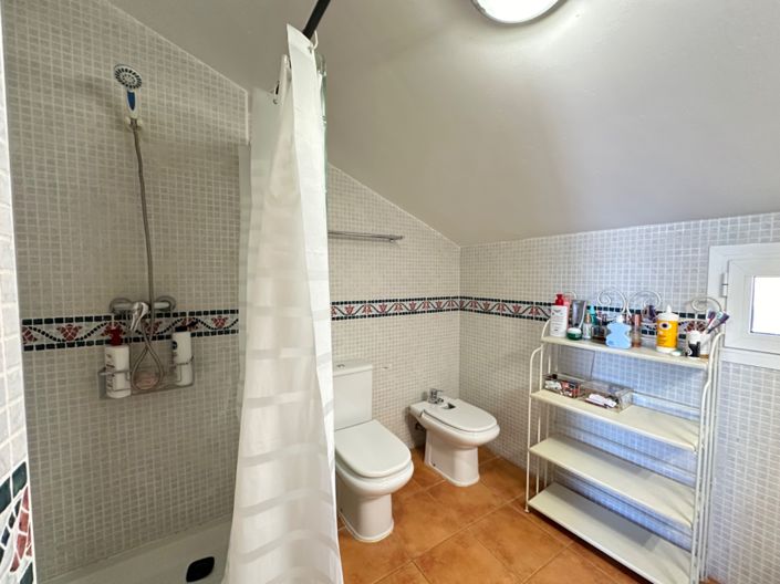 Image No.11-3 Bed Duplex for sale