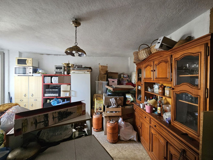 Image No.5-5 Bed Property for sale