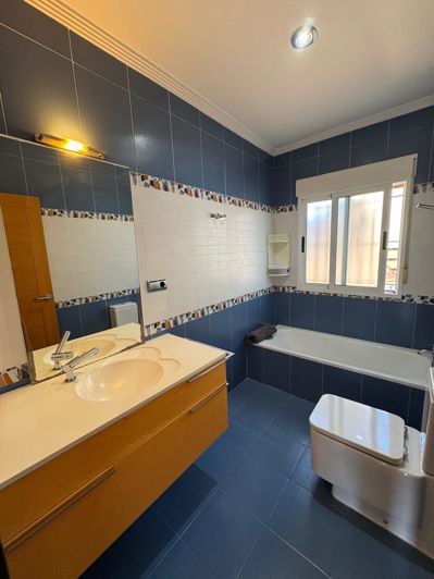 Image No.21-3 Bed Villa for sale