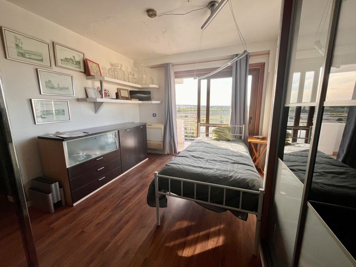 Image No.19-1 Bed Apartment for sale