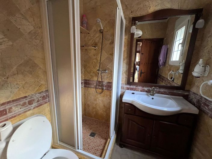 Image No.38-4 Bed Villa for sale