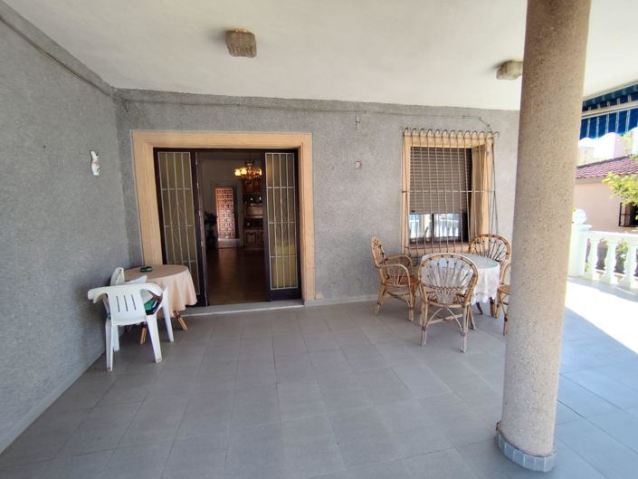 Image No.3-4 Bed Villa for sale
