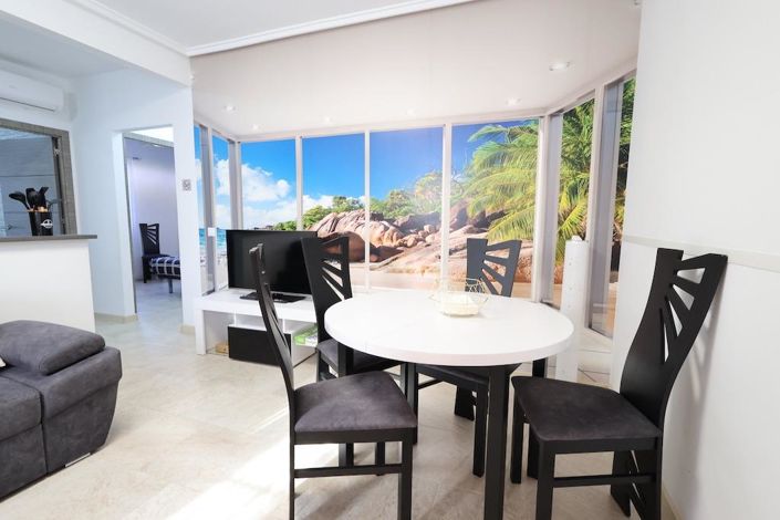 Image No.6-3 Bed Apartment for sale