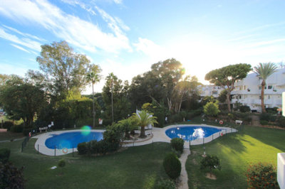 12-53013098fcab6c38b1379cd33298e050