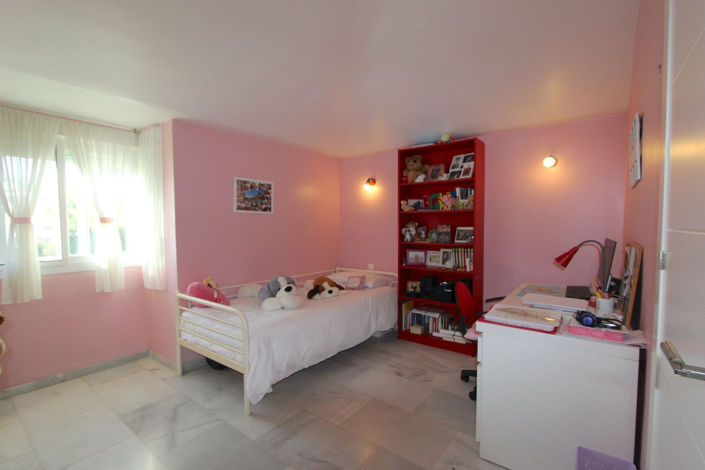 Image No.16-2 Bed Apartment for sale