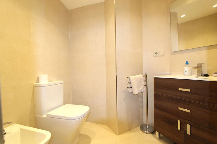 Image No.21-2 Bed Apartment for sale