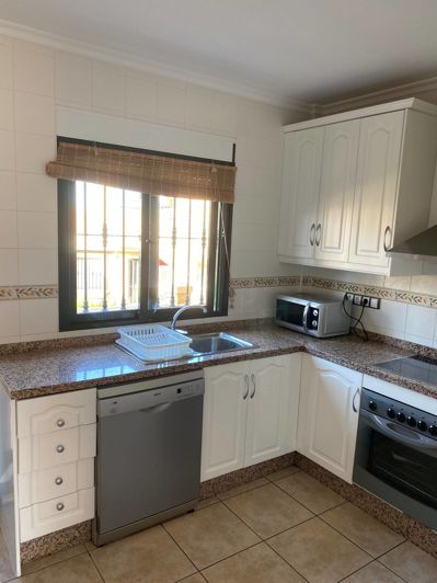 Image No.6-3 Bed Villa for sale