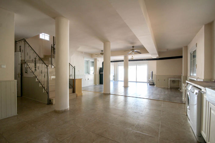 Image No.15-5 Bed Villa for sale