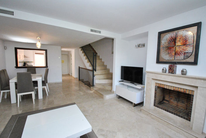 Image No.3-4 Bed Townhouse for sale