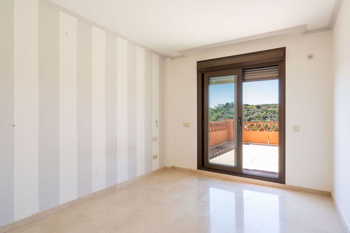 Image No.8-3 Bed Villa for sale