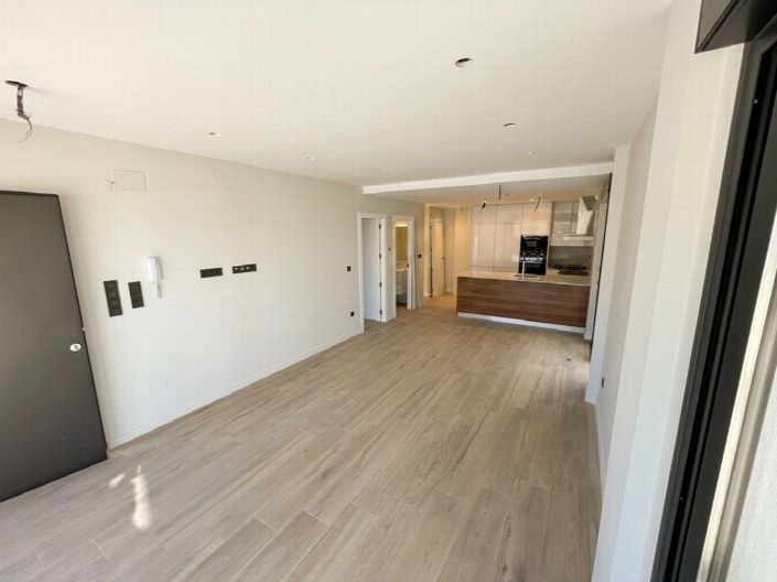 Image No.7-4 Bed Property for sale