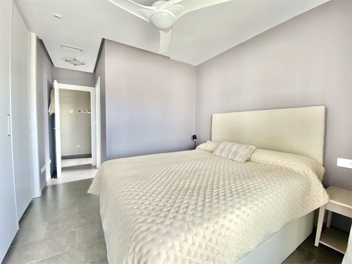 Image No.12-4 Bed House for sale
