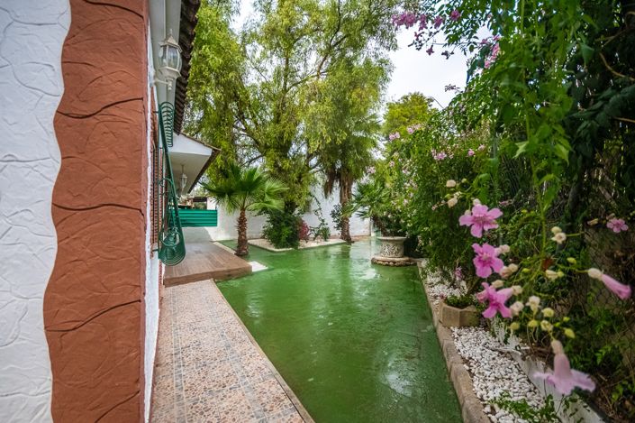 Image No.49-5 Bed Country House for sale