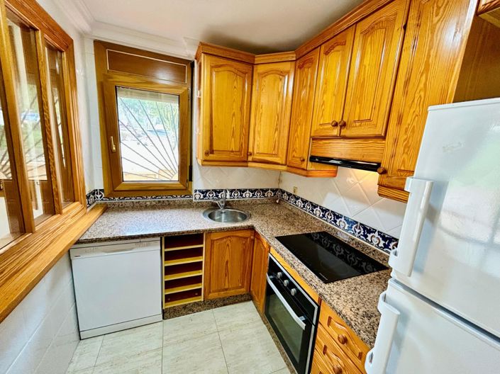 Image No.26-3 Bed Apartment for sale